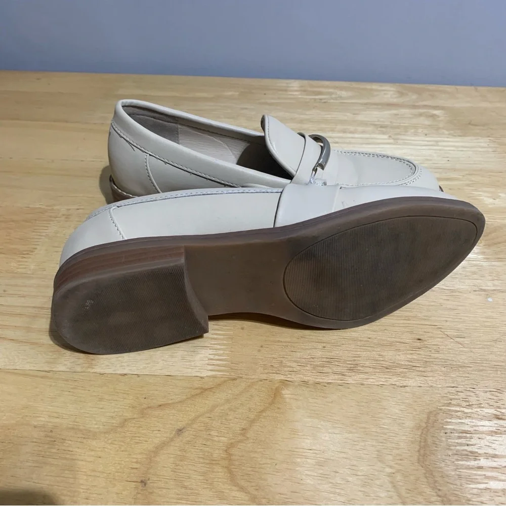 Jones New York Signature Classic Rounded Toe Cream color‎ Coralin Loafers SZ 8